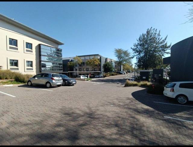 BUSINESS PROPERTY TO RENT IN STRUBENSVALLEI